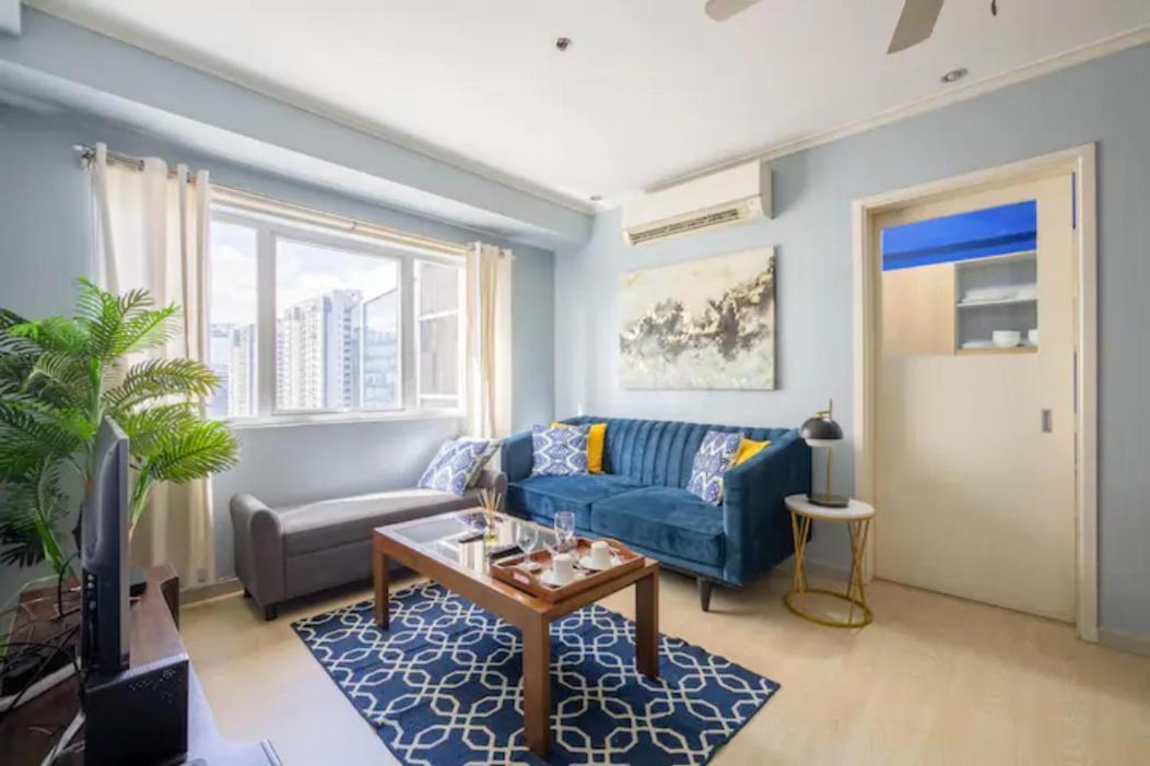 Bgc Private Apartments Manila Exterior photo